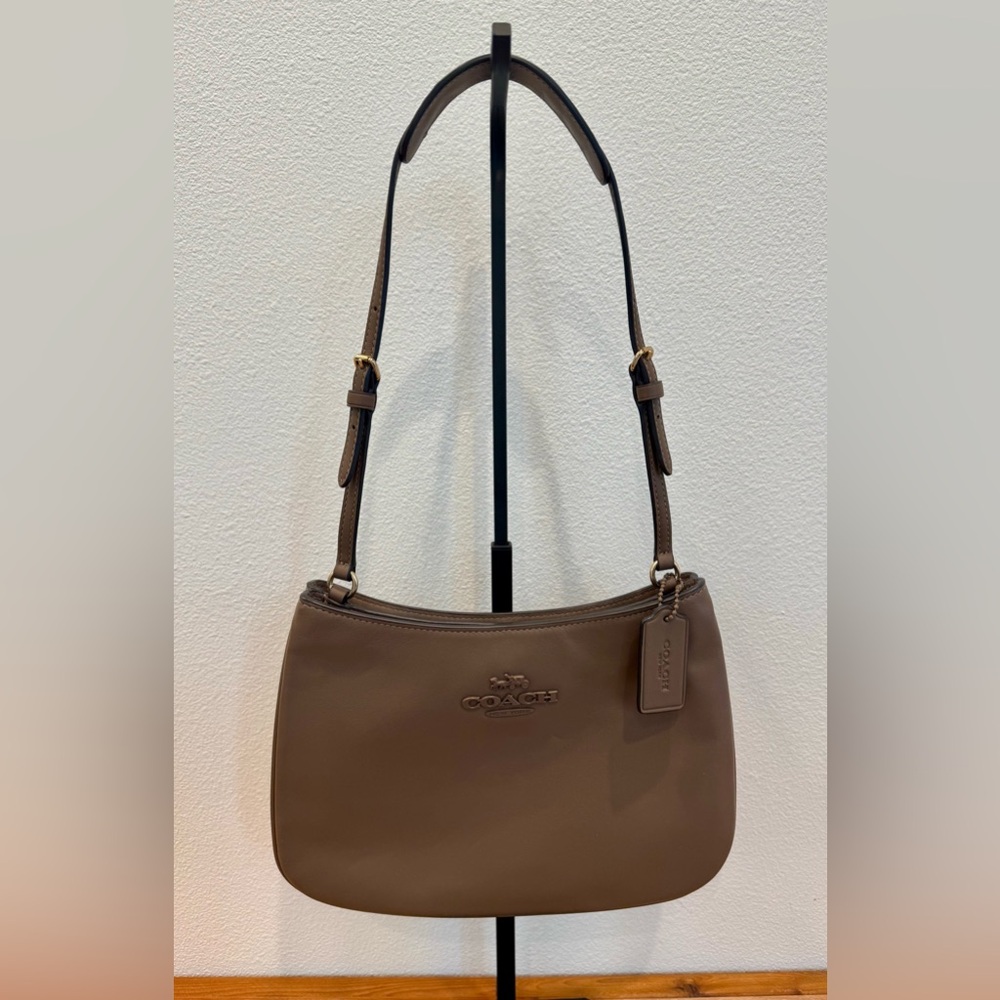 Coach Penelope Shoulder Bag Brown EUC